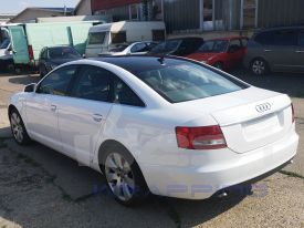 Audi A6 2006 autófóliázás: Avery Gloss White av2100001 autó fóliával 9
