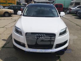 Audi Q7 autófóliázás: Avery gloss white av2100001 autó fóliával 2