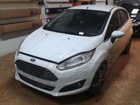 Ford Fiesta autófóliázás: KPMF marine k88069 autó fóliával 5