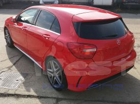 Mercedes A45 AMG autófóliázás: Avery gloss carmine red cb1650001 autó fóliával 09