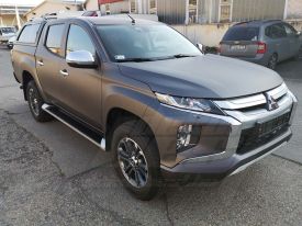 Mitsubishi L200 autófóliázás: Avery matte metallic charcoal as9130001 autó fóliával 1