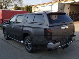 Mitsubishi L200 autófóliázás: Avery matte metallic charcoal as9130001 autó fóliával 9