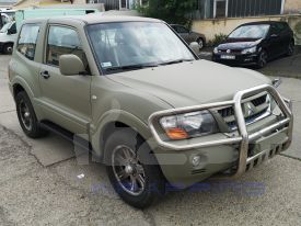 Mitsubishi Pajero autófóliázás: Avery matte khaki green aw7280001 autó fóliával 01