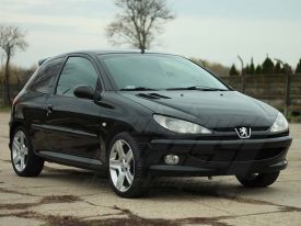 Peugeot 206 autófóliázás: Teckwrap Black cg01 autó fóliával 1