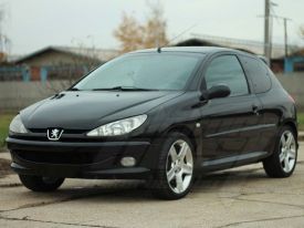 Peugeot 206 autófóliázás: Teckwrap Black cg01 autó fóliával 3
