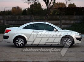 Renault Megane Cabrio autófóliázás: Avery pearl white cb1610002 autó fóliával 4