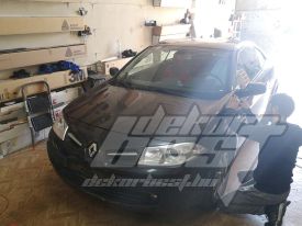 Renault Megane Cabrio autófóliázás: Avery pearl white cb1610002 autó fóliával 5