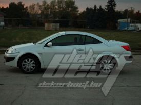 Renault Megane Cabrio autófóliázás: Avery pearl white cb1610002 autó fóliával 6