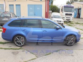 Skoda Octavia RS Kombi autófóliázás: Avery matte metallic brilliant blue as9090001 autó fóliával  4
