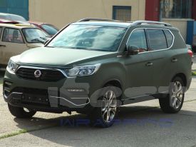 Ssangyong Rexton autófóliázás: Avery blunt military green autó fóliával 3