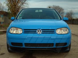Volswagen Golf IV kombi autófóliázás: Avery gloss intense blue cb1690001 autó fóliával 2