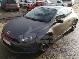 Volkswagen Scirocco autófóliázás: matte metallic charcoal as9130001 autó fóliával 3