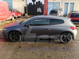 Volkswagen Scirocco autófóliázás: matte metallic charcoal as9130001 autó fóliával 6