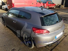 Volkswagen Scirocco autófóliázás: matte metallic charcoal as9130001 autó fóliával 9