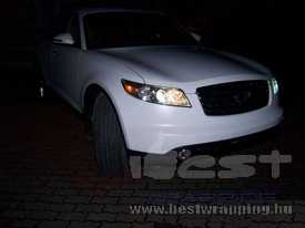 Infiniti FX35 matt fehér autófóliázás