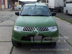 Mitsubishi L200 autófóliázás: matt katonai zöld autófóliázás 02