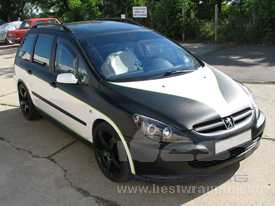 Peugeot 307 SW gyöngyházfehér autó fóliázás, matt fekete autó fóliázás, karbon autó fóliázás 1