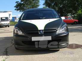 Peugeot 307 SW gyöngyházfehér autó fóliázás, matt fekete autó fóliázás, karbon autó fóliázás 2