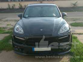 Porsche Cayenne fóliázás: fényes fekete autó fóliázás 2