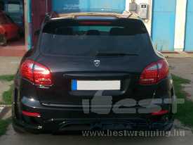 Porsche Cayenne fóliázás: fényes fekete autó fóliázás 8